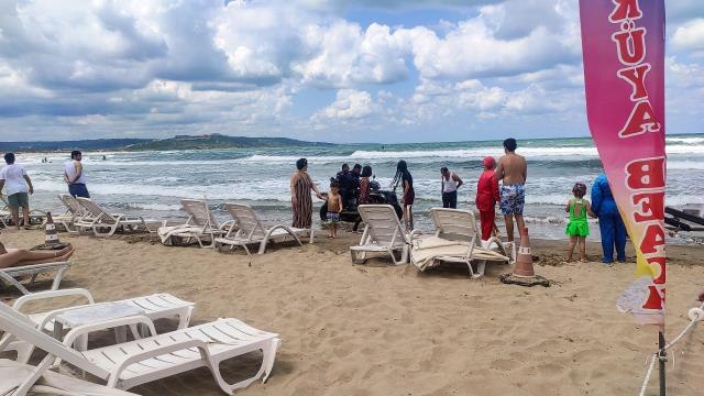 GÜNCELEME - Şile'de denizde kaybolan 5 kişiden biri kurtarıldı, birinin cansız bedenine ulaşıldı