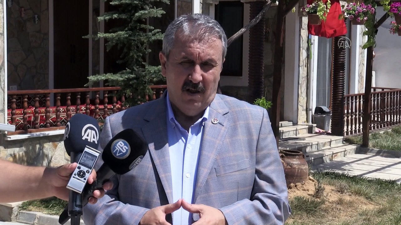 ESKİŞEHİR - Cumhurbaşkanı Erdoğan'ın KKTC ziyaretine katılan BBP Genel Başkanı Destici'den değerlendirme