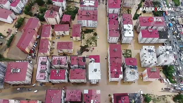 Sel sonrası oluşan hasar havadan görüntülendi