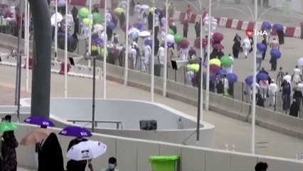 - Hacılar, veda tavafı yaptı