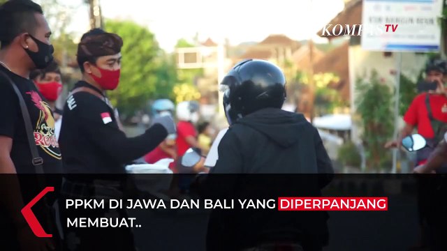 Aksi Razia Perut Lapar, Bagikan Nasi Kotak ke Warga di Masa PPKM