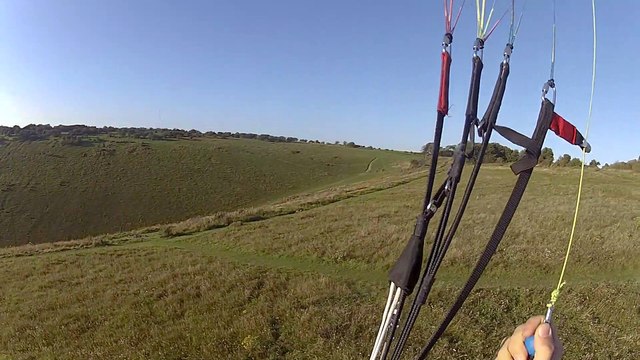 Paraglider Crashes After Short Flight
