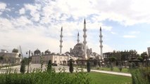 Türkiye Diyanet Vakfı Kırgızistan'da yaklaşık 1700 hisse kurban eti dağıttı