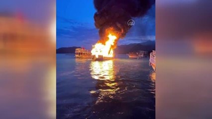 Son dakika! Tur teknesinde yangın çıktı