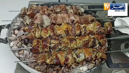 مجتمع: شوي اللحم فوق الحصى المستعملة للبناء..الأطباء يحذرون