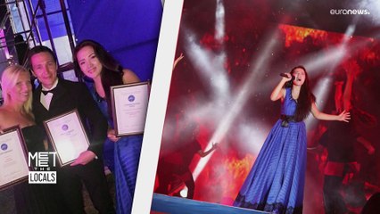 Kırgız sanatçı Akmo, Dubai'de sesini ve işini keşfetti