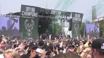 Bucks celebrate NBA Championship in style with Milwaukee parade