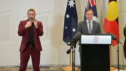 Qantas flight attendant tests positive to COVID-19