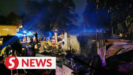 Man killed in house fire in Kampar