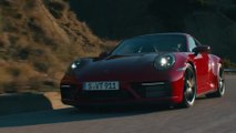 Der neue Porsche 911 GTS-Modelle - Schwarzes Race-Tex und serienmäßig Sportsitze Plus