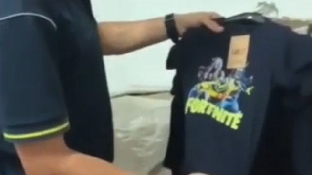 Lamezia Terme (CZ) - Sequestrati 6mila capi di abbigliamento falso (23.07.21)