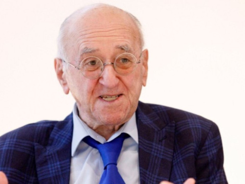 'Friedlich eingeschlafen': Entertainer Alfred Biolek ist tot