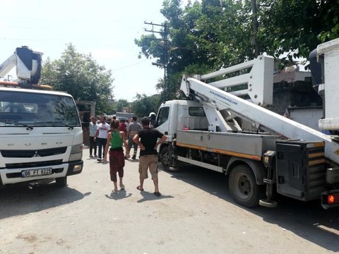 Son dakika haberleri... Elektrik direğinde feci ölüm