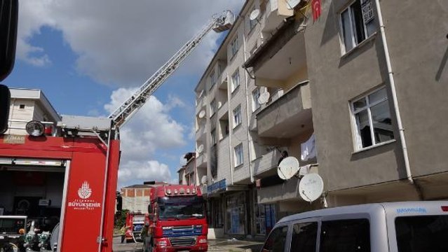 Son dakika haberi! SANCAKTEPE'DE KORKUTAN YANGIN; ANNE VE ÇOCUĞU DUMANDAN ETKİLENDİ