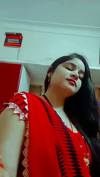 Munda gora rang dekh kr diwana ho gya