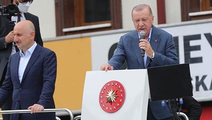 Download Video: Cumhurbaşkanı Erdoğan selin vurduğu Rize'de vatandaşlara seslendi: 1 yılda 550 konut inşa edeceğiz