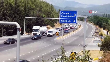 Tatilcilerin dönüş çilesi başladı