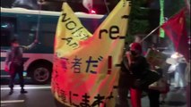 TOKYO - Japonya Ulusal Stadı dışında olimpiyat oyunları protesto edildi