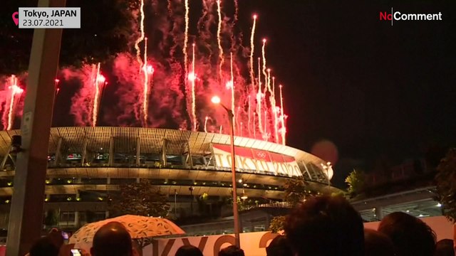 Olimpiyatların seyircisiz açılış töreni: Tokyo semalarında havai fişek ve drone gösterisi
