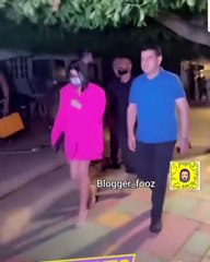 مريم حسين تستعرض الحرس الخاص بها