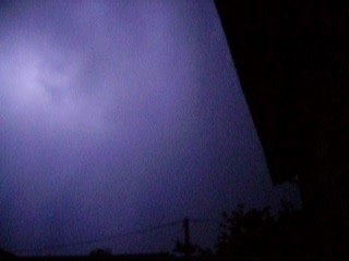 Orage modéré ( nuit du 5 au 6 août 2007 ).