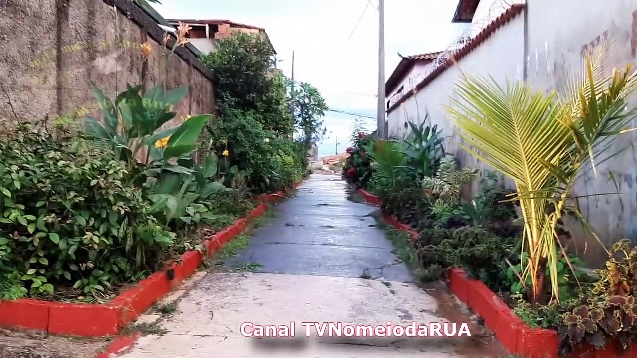 Beco Florido e Extraordinário Por do Sol em Ibirité - MG - Bairro Lago Azul