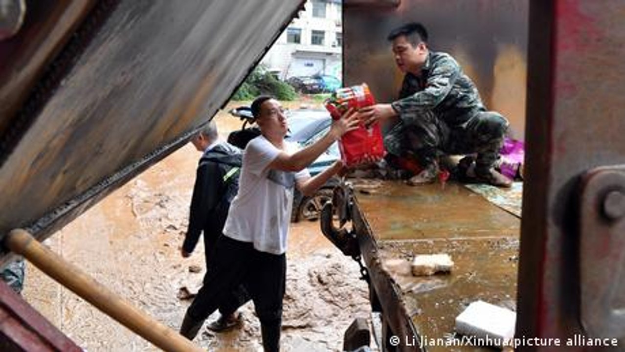 Dutzende Tote nach Überschwemmungen in Zentralchina