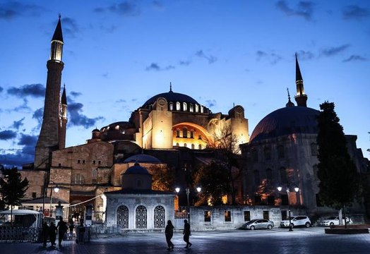 Ayasofya-i Kebir Cami-i Şerifi'nin ibadete açılmasının üzerinden bir yıl geçti
