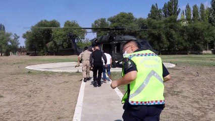 IĞDIR - Kara yollarındaki trafik helikopterle denetlendi