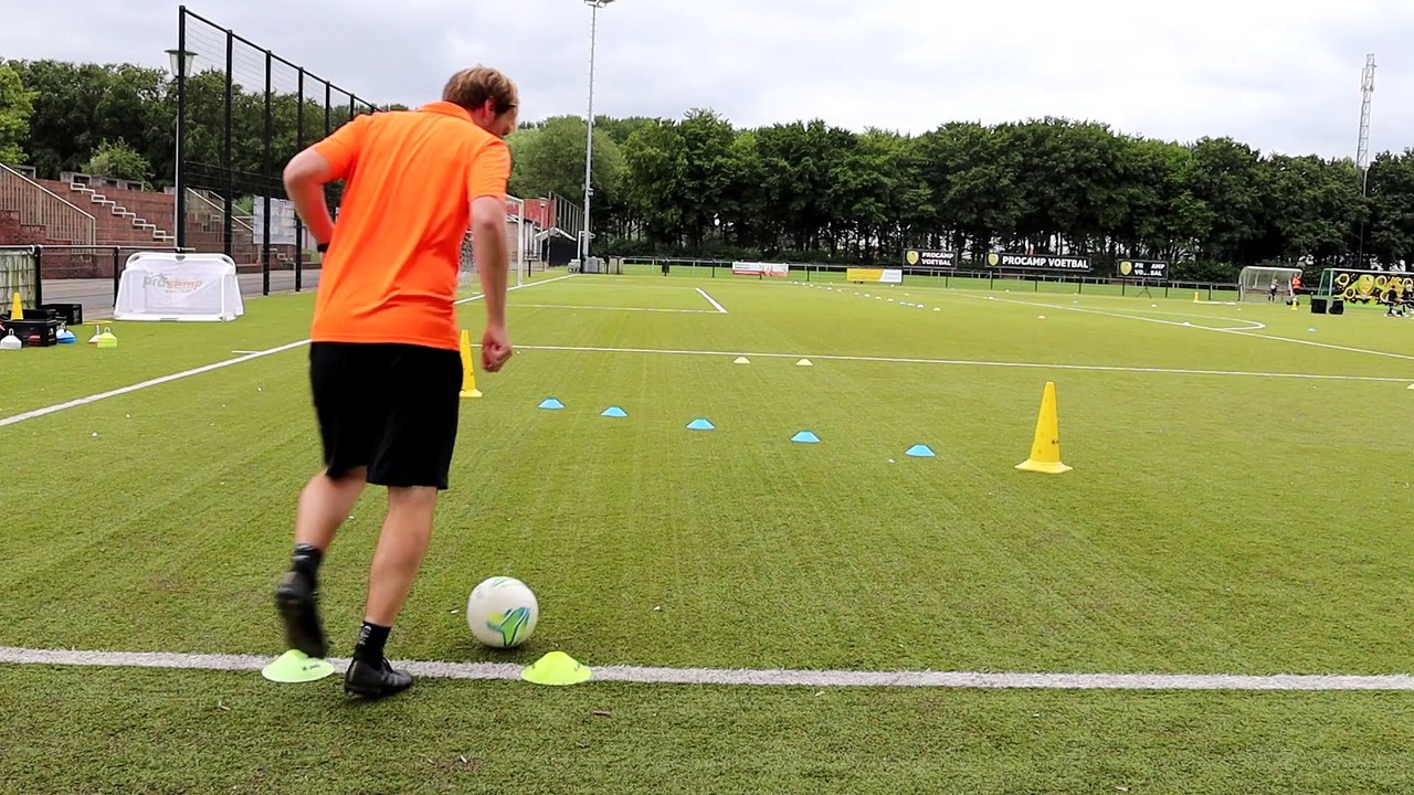 PC21 - Schijnbeweging (Neymar)