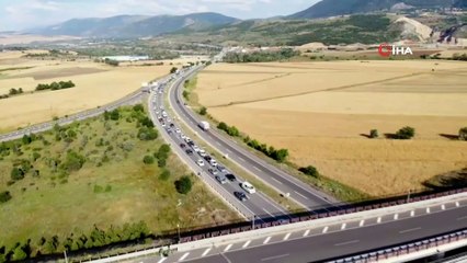 21 ilin kesiştiği Kemikli rampalarında kilometrelerce dönüş kuyruğu devam ediyor