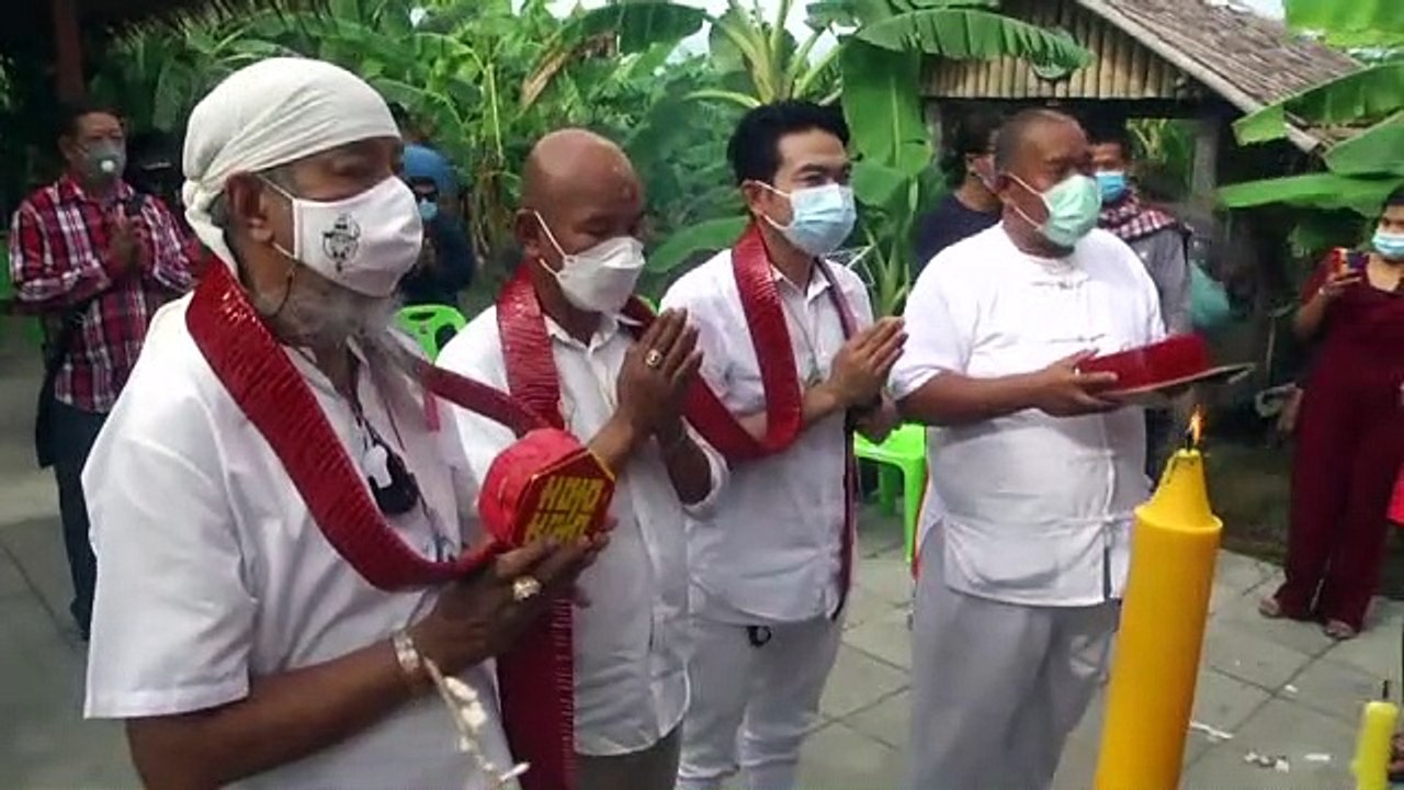 ตลกดัง ถั่วแระเชิญยิ้มนำทีมปิดทองพ่อขุนช้างมหาเศรษฐีเมืองสุพรรณ