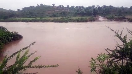 खेत बन गए तालाब, कई रास्तों में जलभराव से  थमी आवाजाही