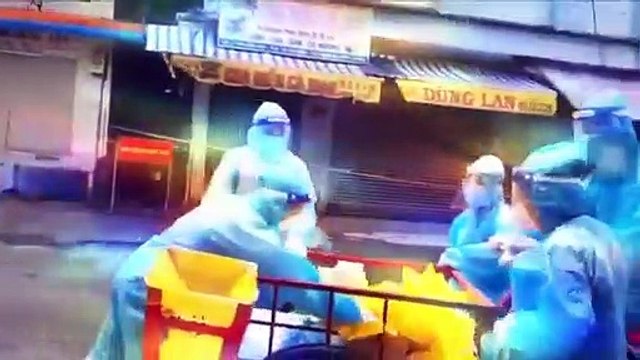 Cận cảnh xe ba gác tự chế đầy dễ thương của nhân viên y tế TP.HCM