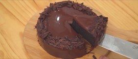 No Oven Chocolate Cake [Only 3 Ingredients]