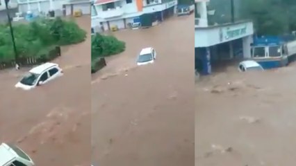 Vehicles floating? ಲಕ್ಷ ಲಕ್ಷ ಬೆಲೆಬಾಳುವ ಕಾರ್ ಪರಿಸ್ಥಿತಿ ನೋಡಿ!! | Oneindia Kannada