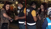 Maske takmak istemeyen kadın, ''Yaz cezamı'' diyerek polislere direndi! Şimdi, bin 50 lira ceza ödeyecek