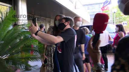 Palito llega al hotel feliz por su participación en Supervivientes