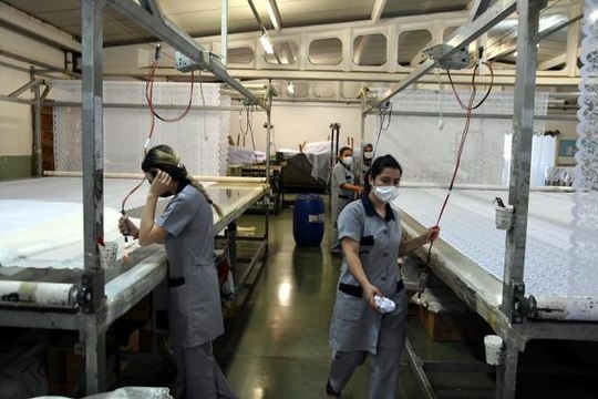 NORMALLEŞMEYLE BİRLİKTE MAKİNE ÜRETİCİLERİ, SİPARİŞLERE YETİŞEMİYOR