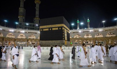 Suudi Arabistan'da umre ziyaretleri yeniden başladı