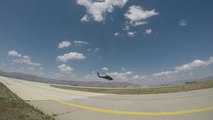 Son dakika haberleri! Jandarma ekipleri Erzurum-Bingöl kara yolunda helikopterle denetim yaptı