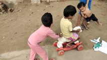 काश हमारी बचपन की वीडियो भी Dailymotion पर डली होती, My children are playing #dtvNewsVlogs #SadikRajpoot