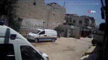 - Afrin'de Sivil Savunma Merkezi'nin vurulduğu anlar kameraya yansıdı