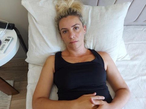 3 ÇOCUĞUNUN GÖZÜ ÖNÜNDE, BOŞANMA AŞAMASINDAKİ EŞİ TARAFINDAN DÖVÜLDÜ