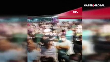 Ünlü sanatçı Hasan Yılmaz, sahnede aşı oldu