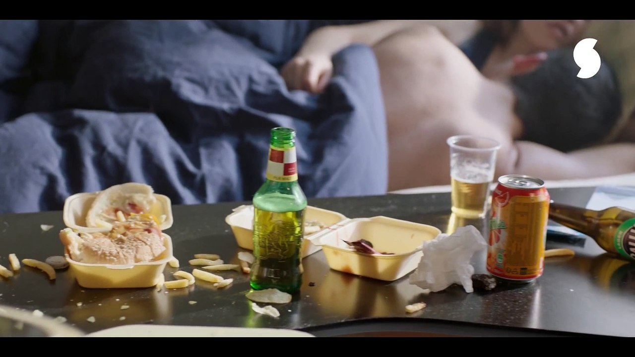 SKAM FRANCE EP.3 S2  Samedi 9h12 - Encore bourré