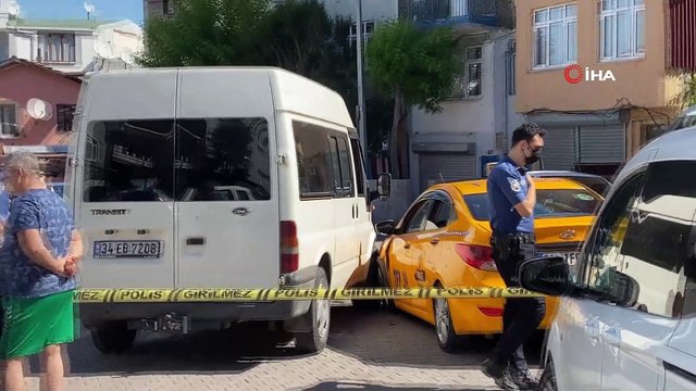 Şişli’de “yol verme” kavgasında kan aktı: Taksici tartıştığı sürücüyü bacağından vurdu