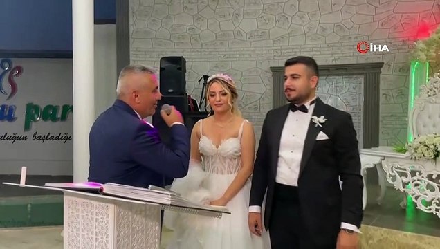 Bursa’da nikah memuru kendi kızının nikahını kıydı
