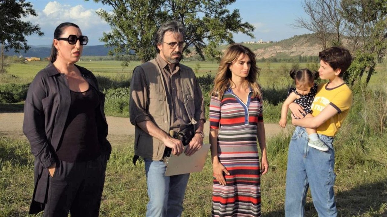 Madres paralelas - Trailer