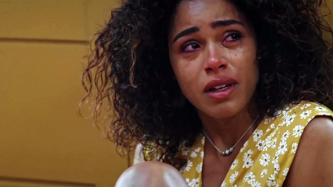 Plus belle la vie : [Indiscrétion] - Vidal surprend Fanny en larmes